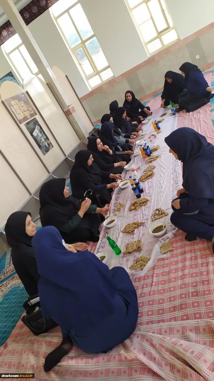 چهارشنبه امام رضایی مصادف با اولین روز ماه محرم 
جلسه عزاداری و قرائت زیارت عاشورا 2