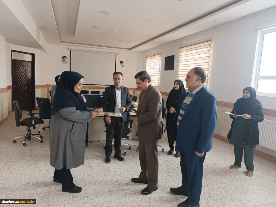 جلسه هم اندیشی اجرای برنامه های سلامت محور و جوانی جمعیت   4