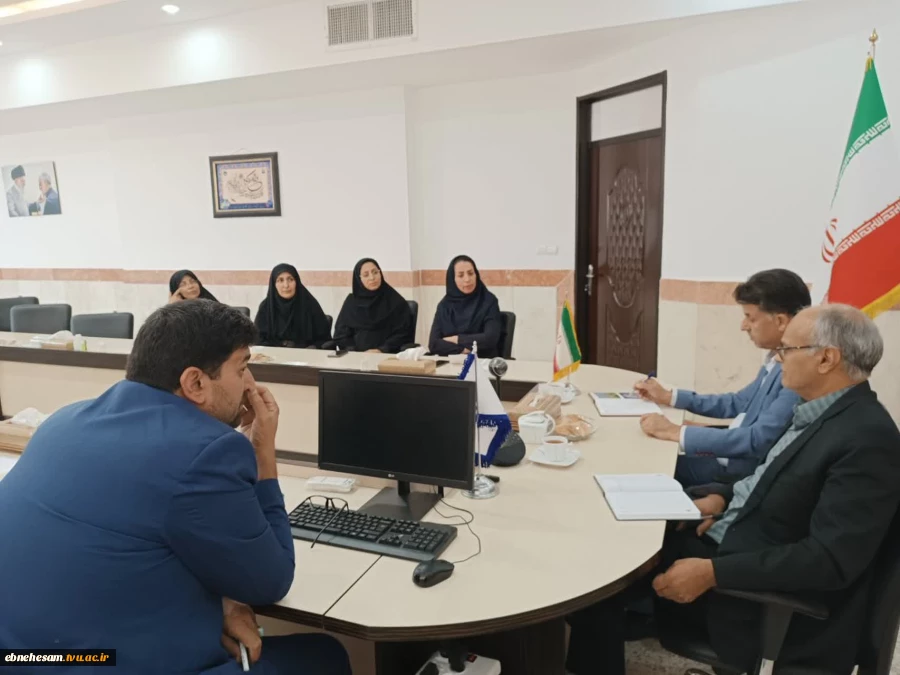 در راستای هم افزایی اداری:	
جلسه شورای اداری حوزه معاونت اداری مالی آموزشکده پسران بیرجند واحد استانی استان خراسان جنوبی برگزار شد. 7