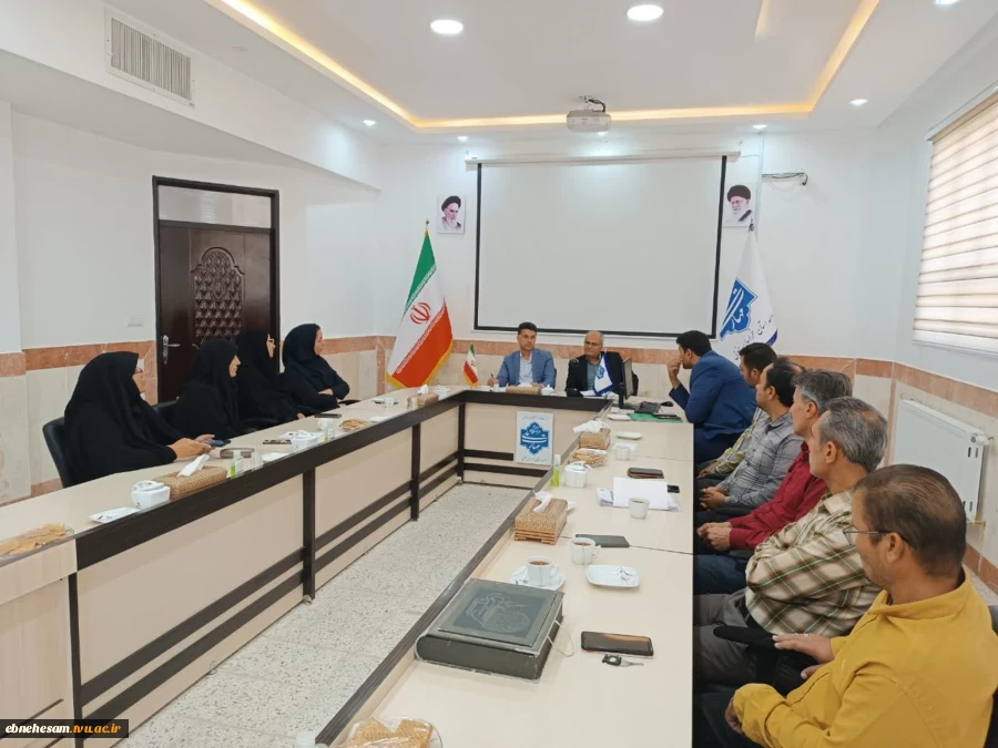 در راستای هم افزایی اداری:	
جلسه شورای اداری حوزه معاونت اداری مالی آموزشکده پسران بیرجند واحد استانی استان خراسان جنوبی برگزار شد. 4