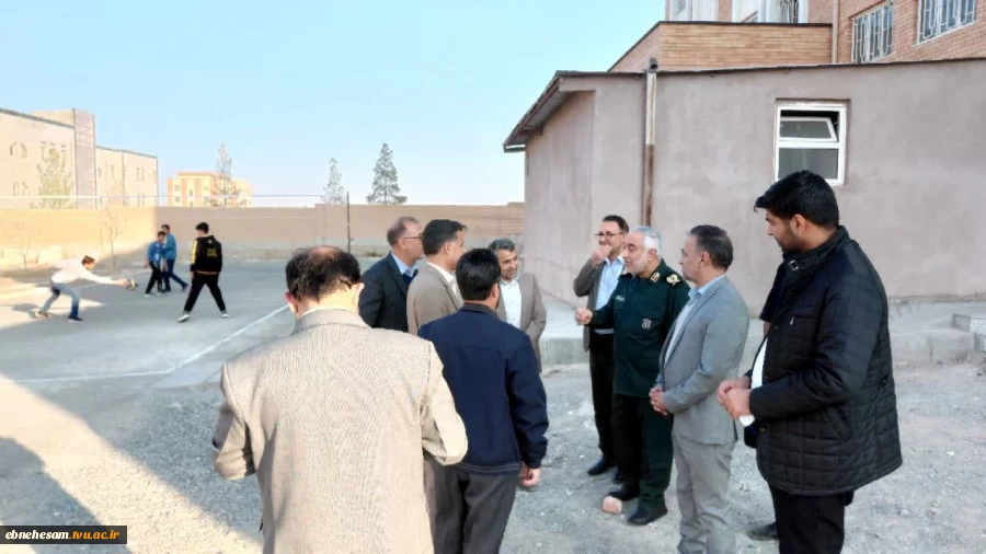 بازدید فرمانده سپاه انصارالرضا (ع) استان خراسان جنوبی  بمناسبت روز دانشجو 16آذر از دانشگاه ملی مهارت استان خراسان جنوبی 4