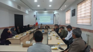 به مناسبت سالروز میلاد باسعادت حضرت فاطمه زهرا‌(سلام‌الله‌علیها)، مراسمی باشکوه و معنوی با هدف گرامیداشت مقام زن و مادر و قدردانی از نقش‌آفرینی بانوان دانشگاه ملی مهارت استان خراسان جنوبی برگزار گردید. 7