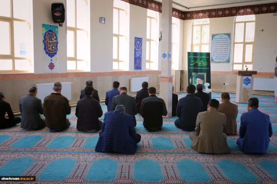 محفل سوگ اربعین سید الشهدای ایران، قائد شهید امت (قدس سره) و شهدای جنگ رمضان و ذکر دعای پرفیض زیارت عاشورا با حضور مدیرکل دفتر برنامه بودجه ،تحول اداری و بهره وری دانشگاه ملی مهارت 5