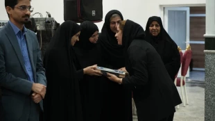 آیین گرامیداشت دهه سرآمدی آموزش و تجلیل از سرآمدان آموزشی دانشگاه ملی مهارت خراسان جنوبی برگزار شد. 11