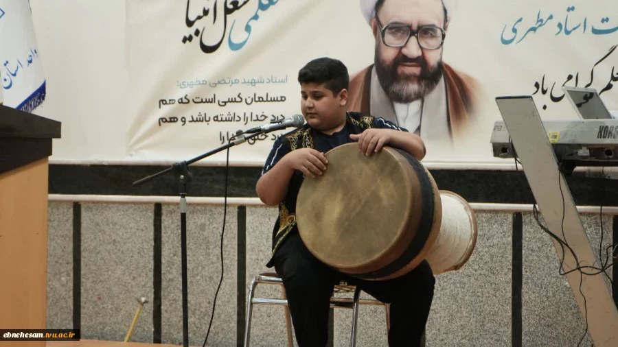 آیین گرامیداشت دهه سرآمدی آموزش و تجلیل از سرآمدان آموزشی دانشگاه ملی مهارت خراسان جنوبی برگزار شد. 18