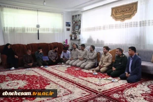 دیدار رئیس دانشگاه ملی مهارت استان خراسان جنوبی با خانواده شهید سرافراز مهدی زیبا  3