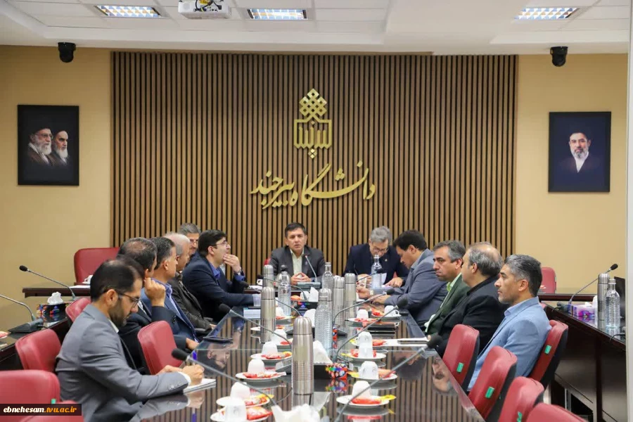 حضور رئیس دانشگاه ملی مهارت استان خراسان جنوبی در اولین جلسه دبیرخانه هیات اندیشه ورز ستاد علم و فناوری استان خراسان جنوبی در دانشگاه بیرجند  4