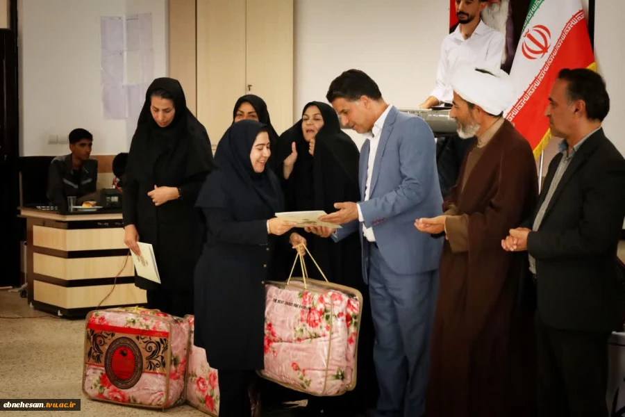 برگزاری دورهمی صمیمی و جشن به مناسبت گرامیداشت روز کارمند در دانشگاه ملی مهارت خراسان جنوبی  8