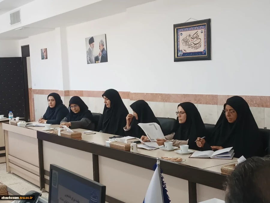 جلسه هم‌اندیشی و اتخاذ تمهیدات بازگشایی سال تحصیلی جدید در دانشگاه ملی مهارت استان خراسان جنوبی 4